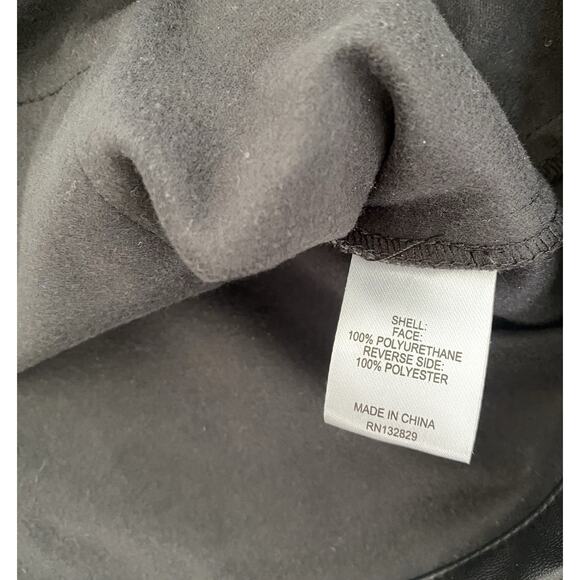 Revolve L’Academie Fearless Cropped Black Leather Shirt Jacket Sz XS - Picture 10 of 13